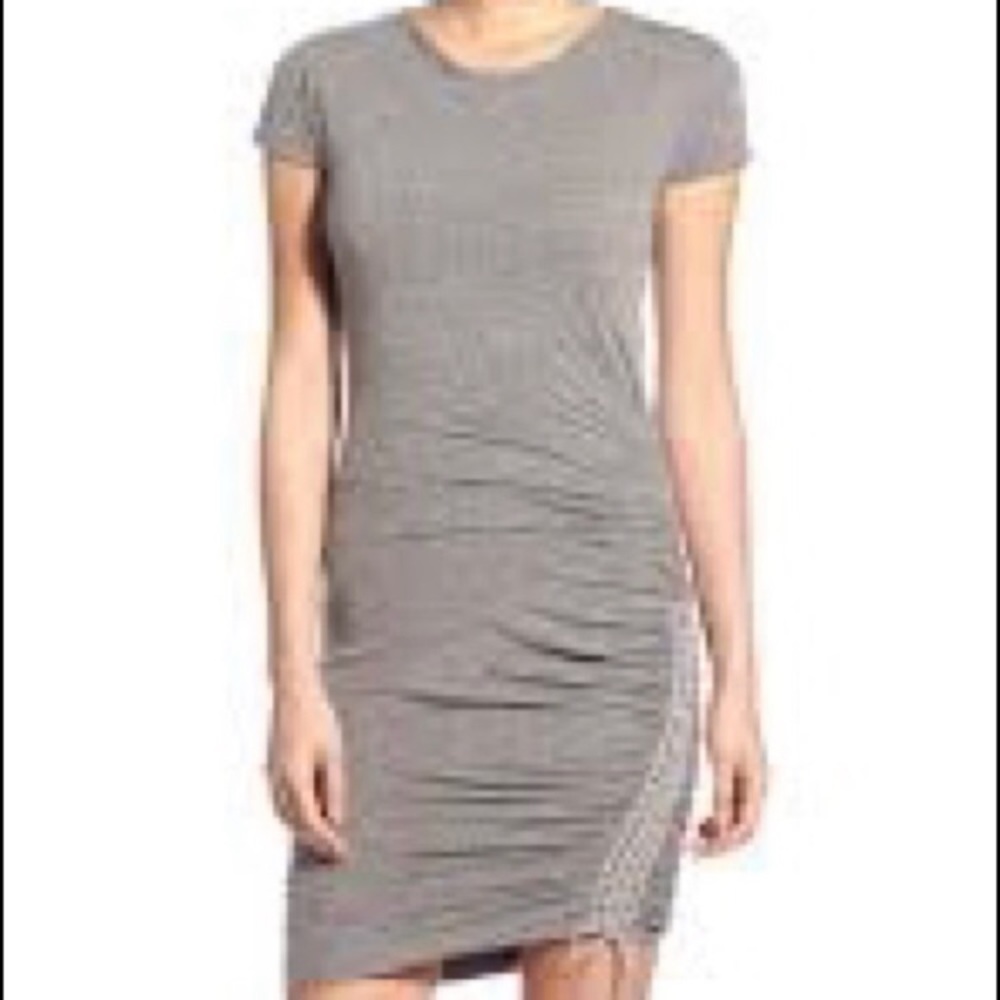 Pam & Gela Cinch Waist Dress Size Medium